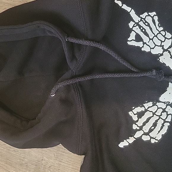 PLEASURES HOODIE SZXL Used - Picture 3 of 5